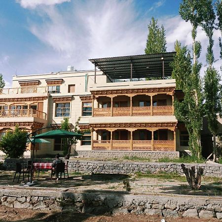 She Sindhu Residency酒店 外观 照片